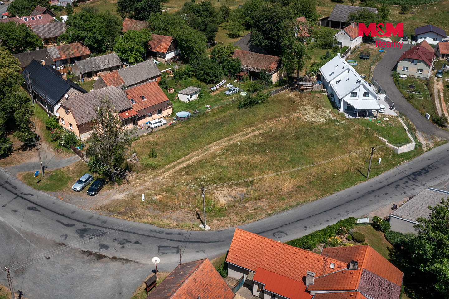 Prodej stavebního pozemku 838 m² – fotografie 4