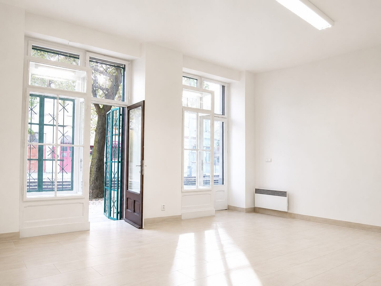 Prodej obchodních prostor 34 m² – fotografie 5