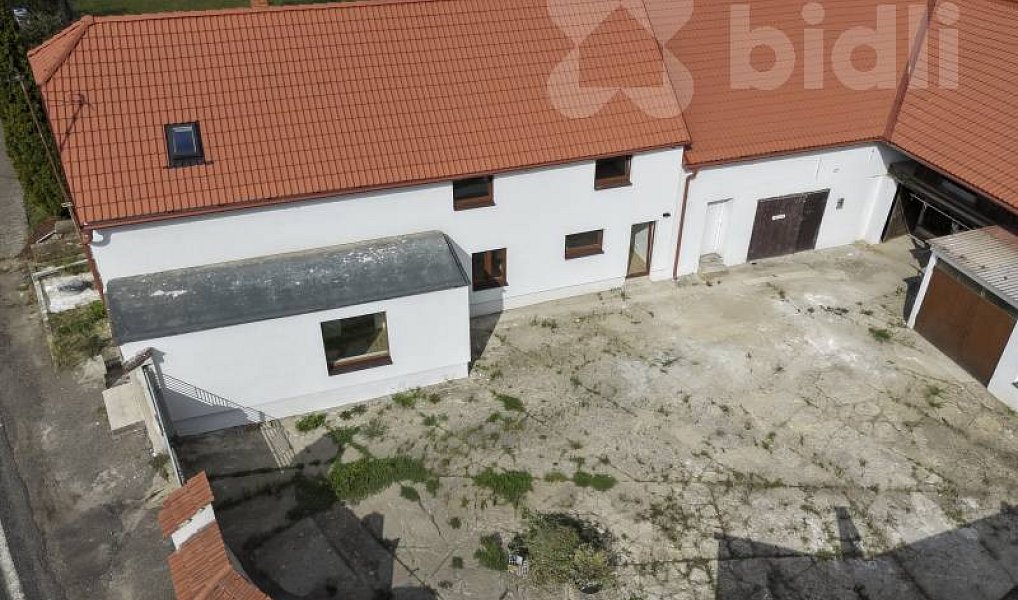 Prodej domu 140 m² s pozemkem 327 m², Evaň – náhled fotky 4
