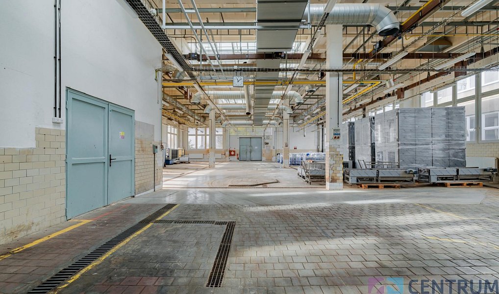 Pronájem výrobních prostor 871 m², Turnov – náhled fotky 5