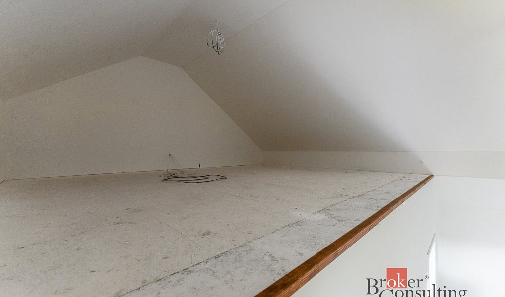 Prodej domu 148 m² s pozemkem 313 m², Ořech – náhled fotky 12