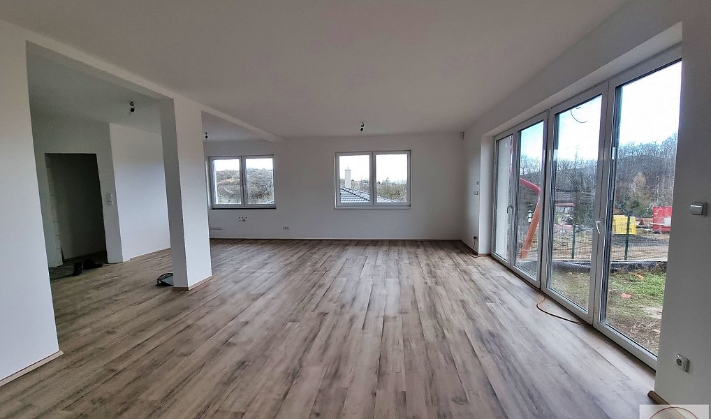 Prodej domu 206 m² s pozemkem 880 m², Kralupy nad Vltavou – náhled fotky 5
