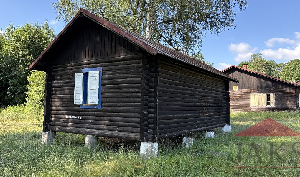 Sušice roubená dřevěná stavba srubu (5,5 x 8 m) na patkách k odvezení, Sušice – náhled fotky 3
