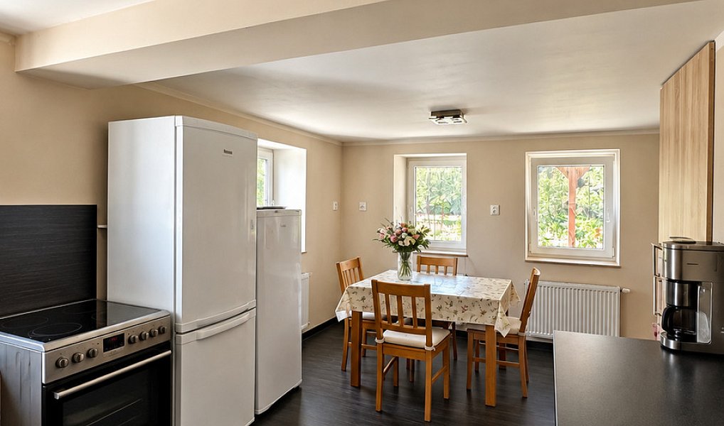 Prodej domu 150 m² s pozemkem 923 m², Kolová – náhled fotky 5