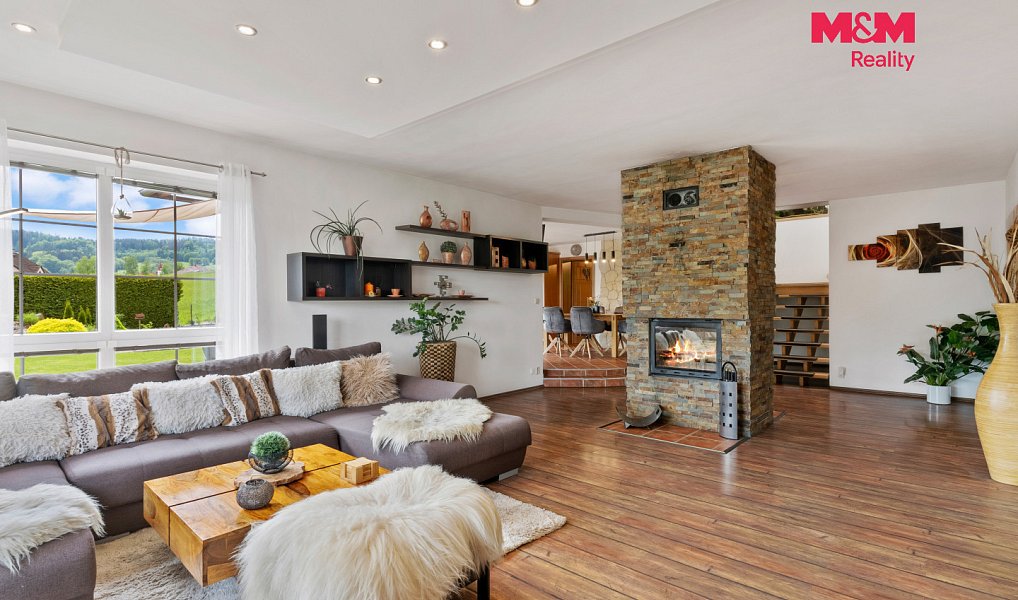 Prodej domu 290 m² s pozemkem 1 575 m², Chuchelna – náhled fotky 3