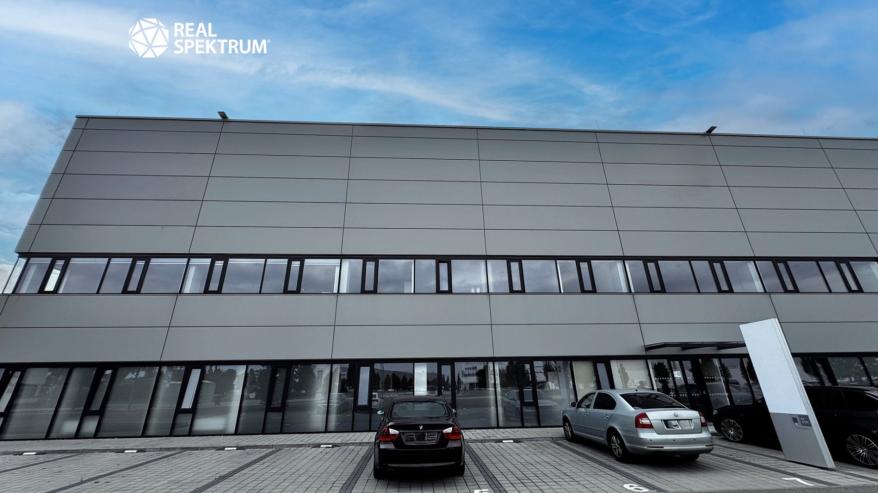 Pronájem kanceláře 294 m² – fotografie 5