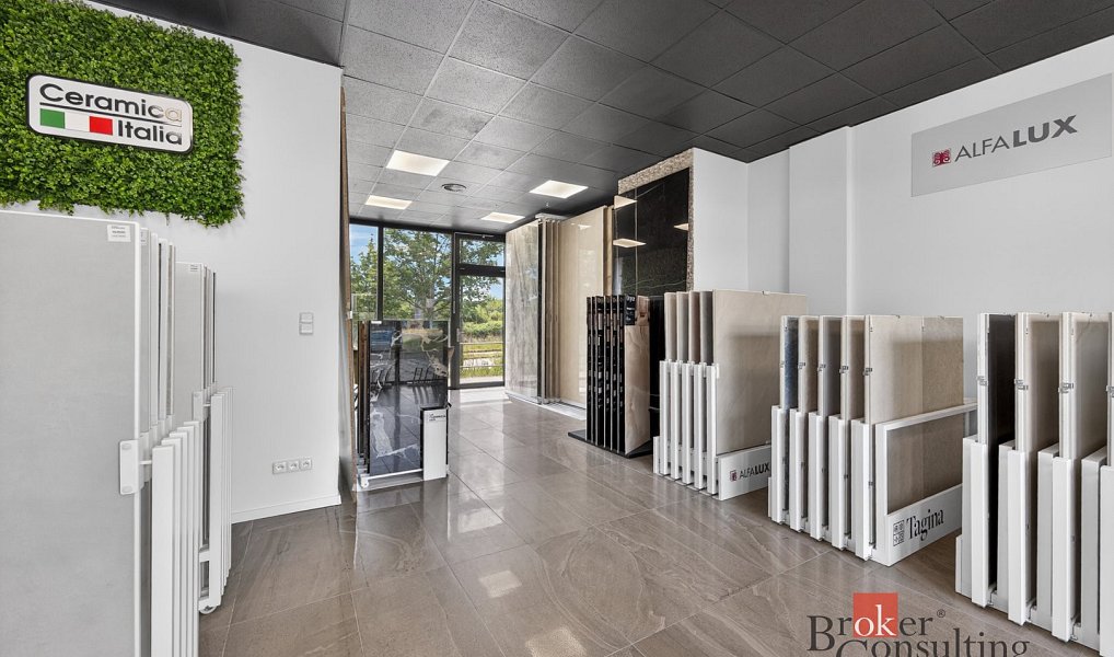 Prodej obchodních prostor 59 m², Plzeň – náhled fotky 3