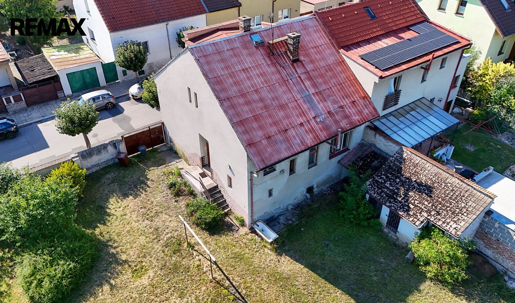Prodej domu 176 m² s pozemkem 1 042 m², Nymburk – náhled fotky 2