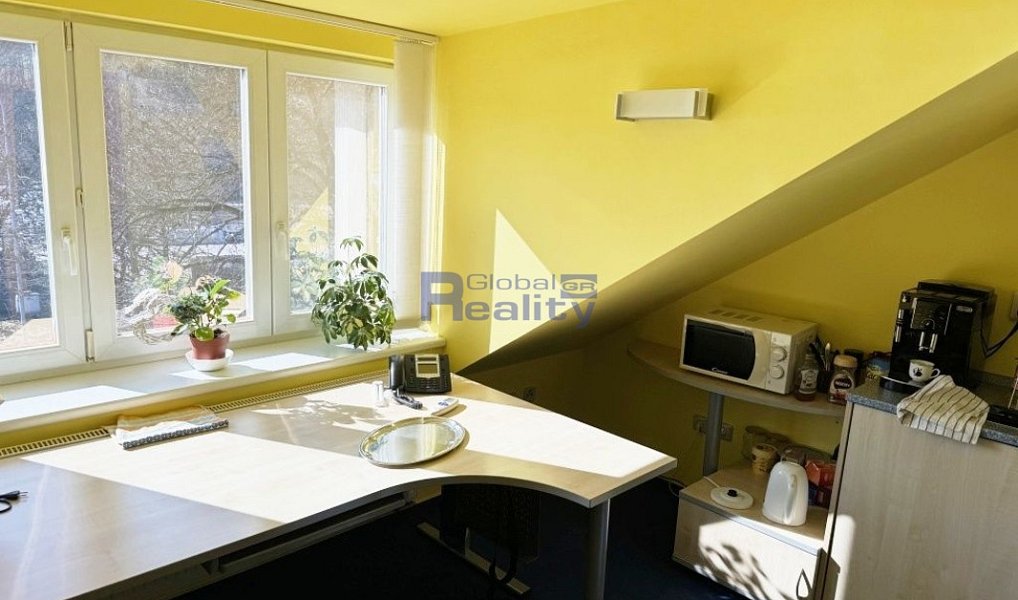 Prodej výrobních prostor 980 m², Svoboda nad Úpou – náhled fotky 6