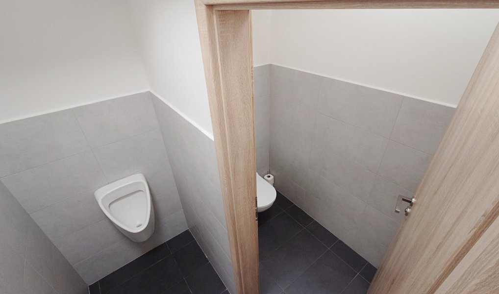 Pronájem kanceláře 194 m², Liberec – náhled fotky 16