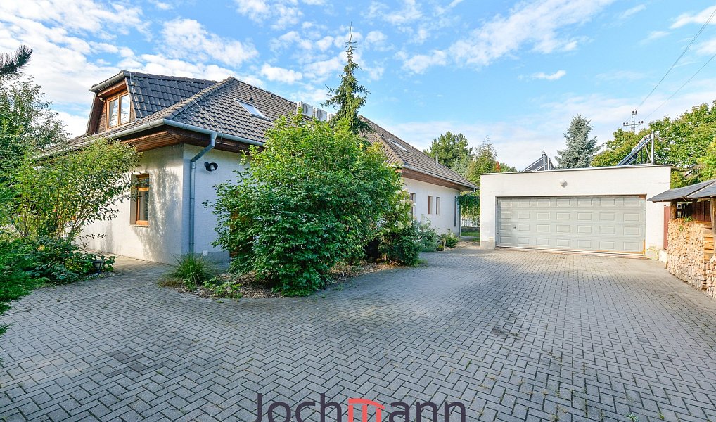 Prodej domu 320 m² s pozemkem 1 393 m², Moravany – náhled fotky 5
