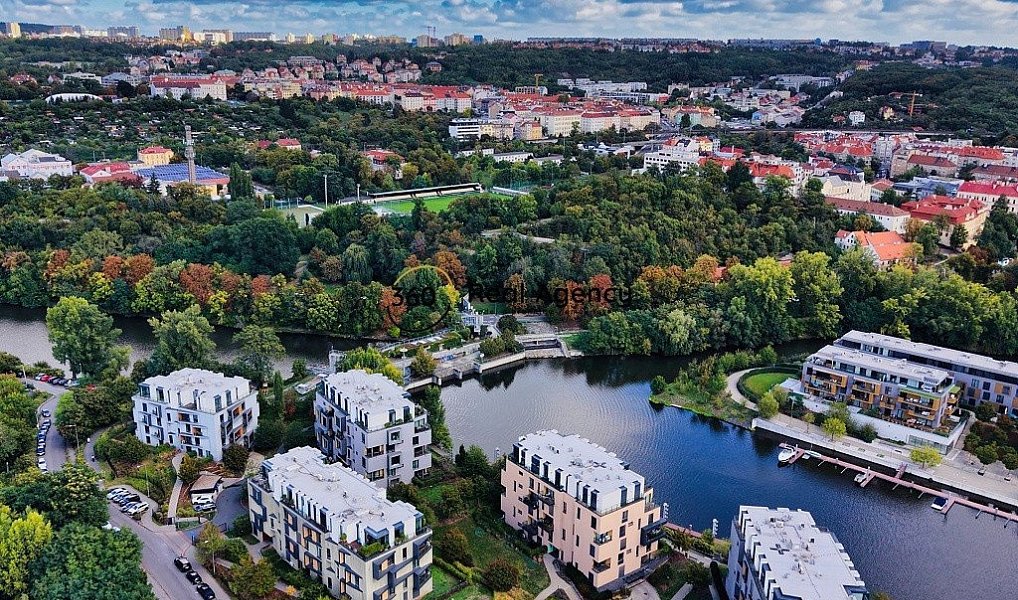 Prodej bytu 2+1 62 m², Praha – náhled fotky 25