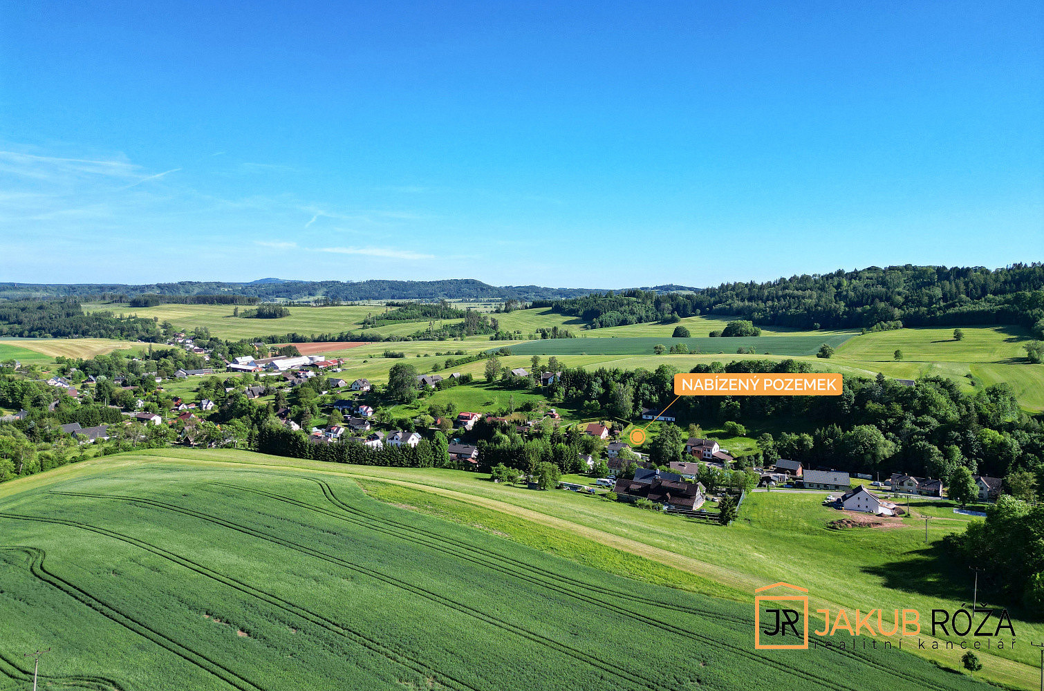 Prodej stavebního pozemku 1 047 m² – další