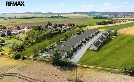 Prodej stavebního pozemku 9 808 m², Vraňany, okres Mělník