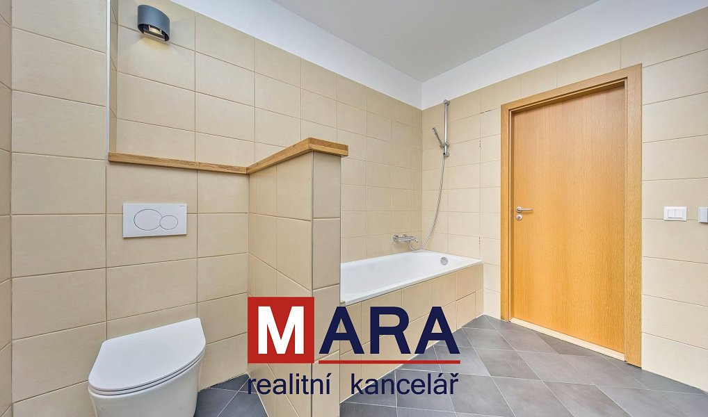 Prodej domu 332 m² s pozemkem 202 m², Olomouc – náhled fotky 17