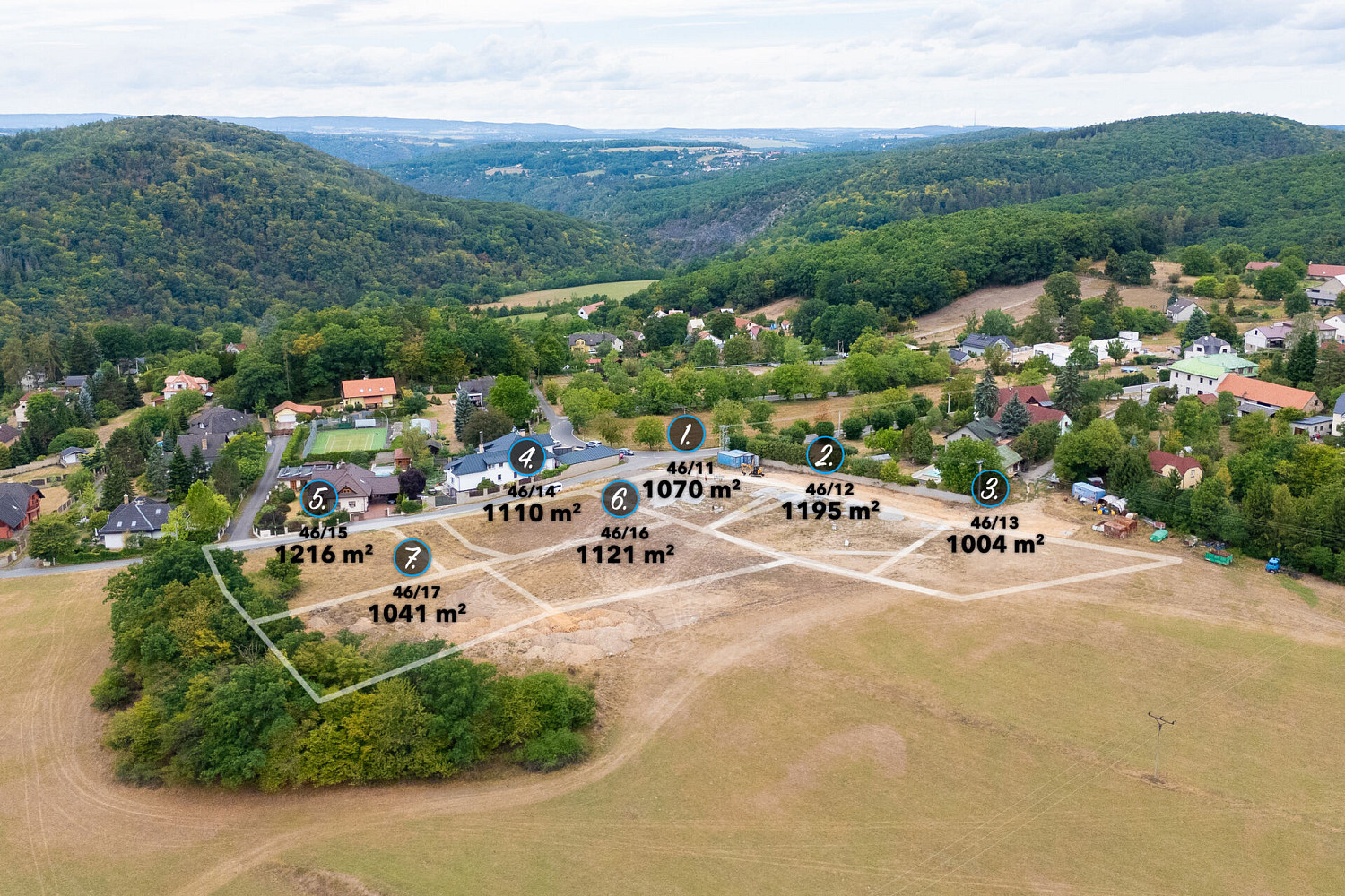 Prodej stavebního pozemku 1 110 m² – fotografie 2