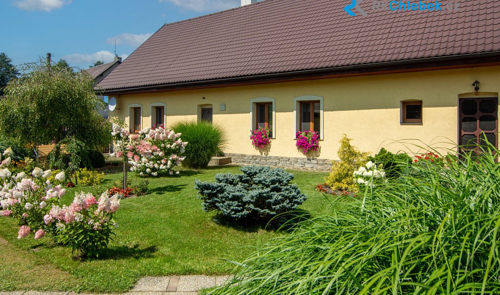 Prodej domu 283 m² s pozemkem 2 549 m², Kozlovice – náhled fotky 9