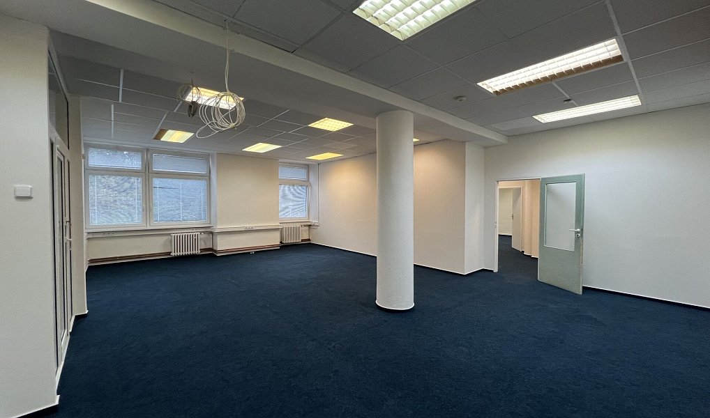 Pronájem kanceláře 62 m², Zlín – fotka 1 z 5