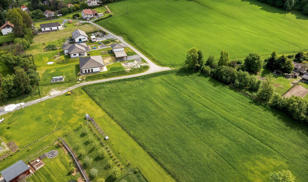 Prodej stavebního pozemku 1 875 m², Janovice – náhled fotky 8