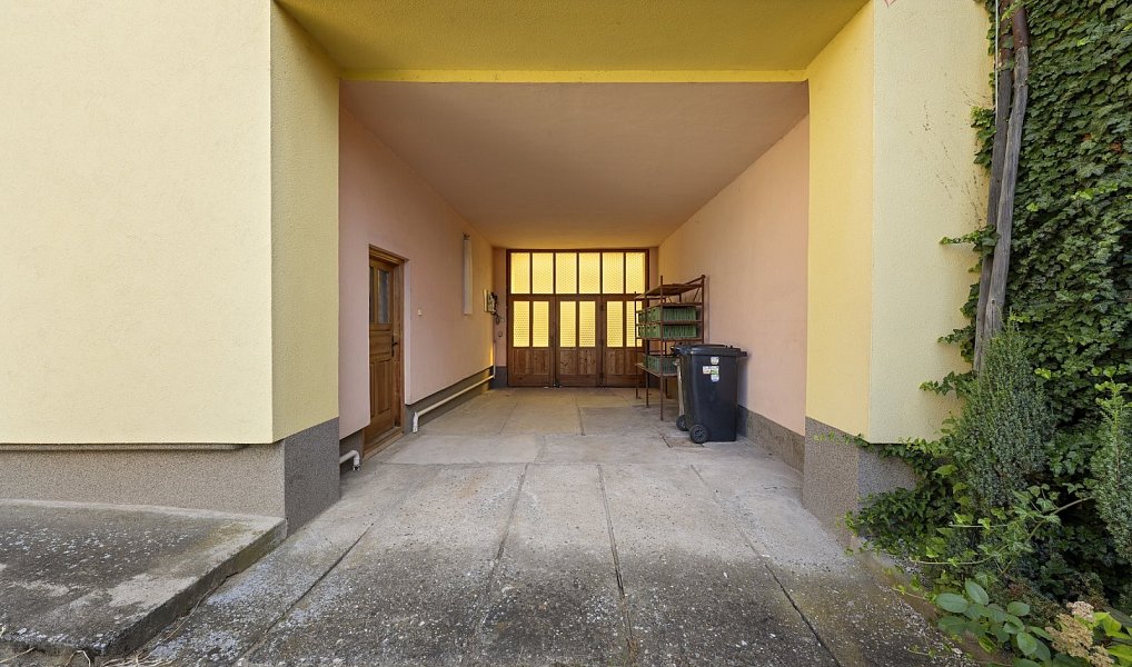 Prodej domu 260 m² s pozemkem 1 224 m², Polešovice – náhled fotky 24