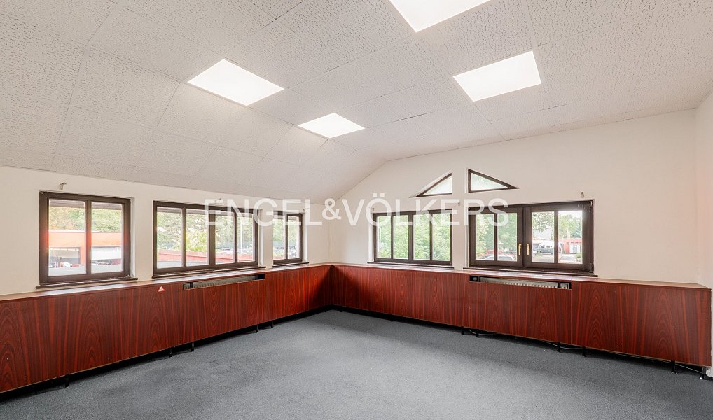 Pronájem kanceláře 849 m², Praha – náhled fotky 8