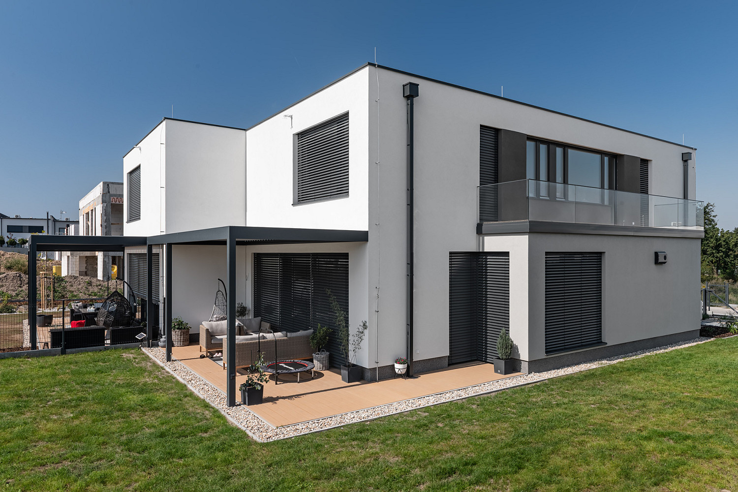 Prodej domu 168 m² s pozemkem 1 185 m² — photo 2