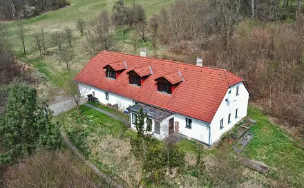 Prodej domu 291 m² s pozemkem 11 689 m², Deštná, okres Blansko