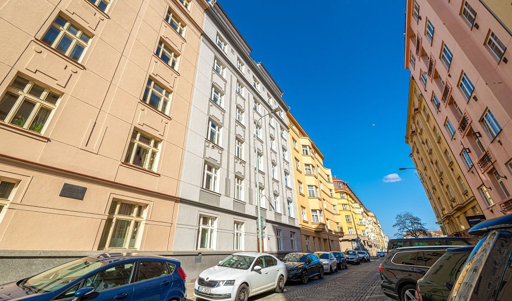 Prodej bytu 3+1 81 m², Praha – náhled fotky 4