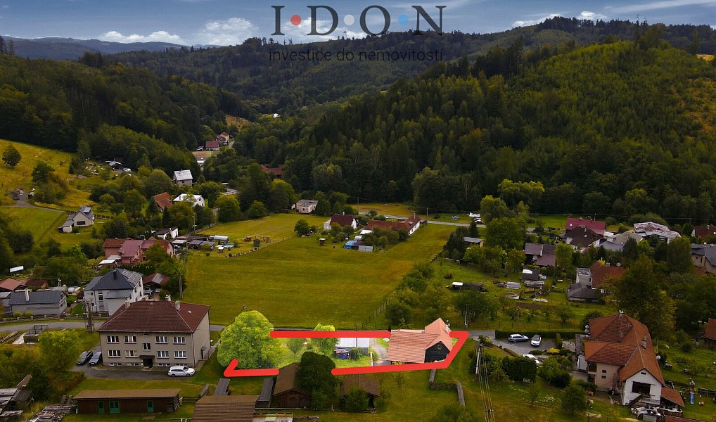 Prodej domu 130 m² s pozemkem 945 m², Oznice – náhled fotky 3