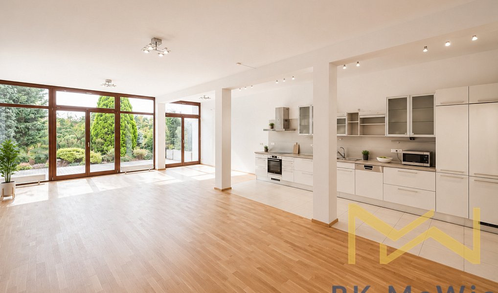 Pronájem domu 360 m² s pozemkem 857 m², Praha – náhled fotky 8