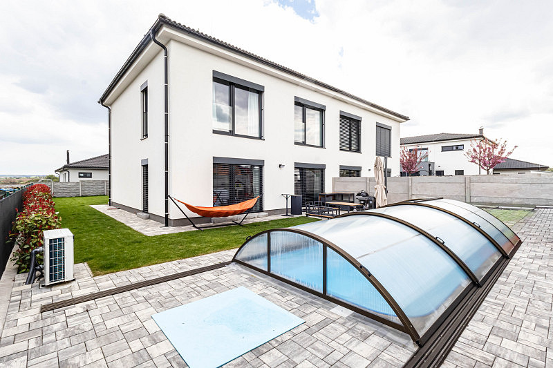 Prodej domu 146 m² s pozemkem 559 m²