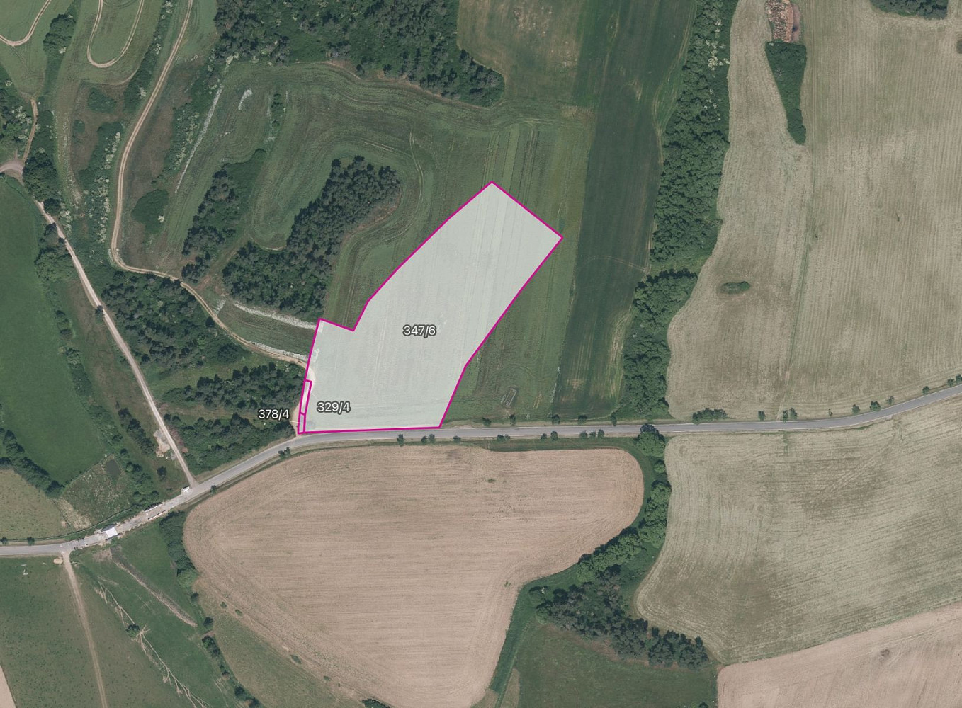 Prodej pole 18 300 m²
