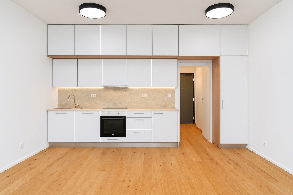 Pronájem bytu 1+kk 35 m² — photo 2