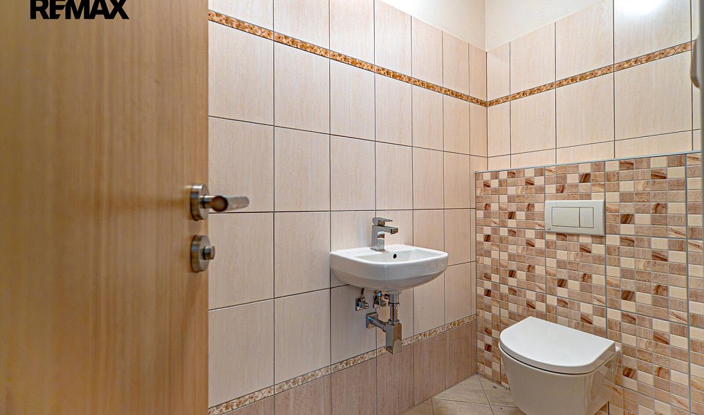 Prodej bytu 2+kk 98 m², Mariánské Lázně – náhled fotky 8