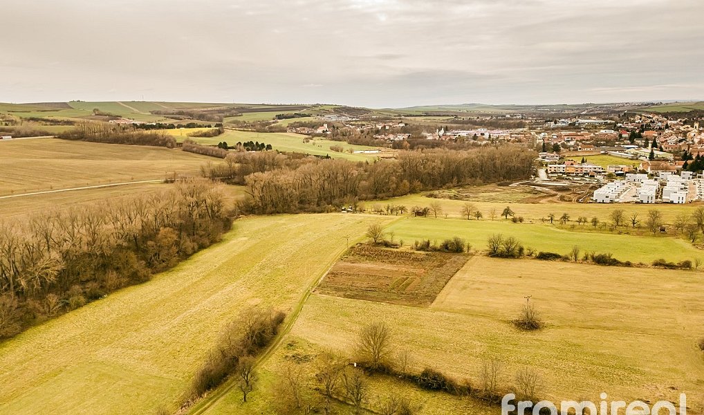 Prodej stavebního pozemku 538 m², Rousínov – náhled fotky 8