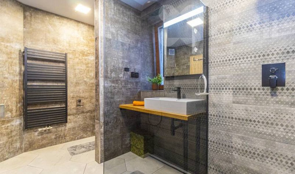 Prodej domu 180 m² s pozemkem 338 m², Lužnice – náhled fotky 8