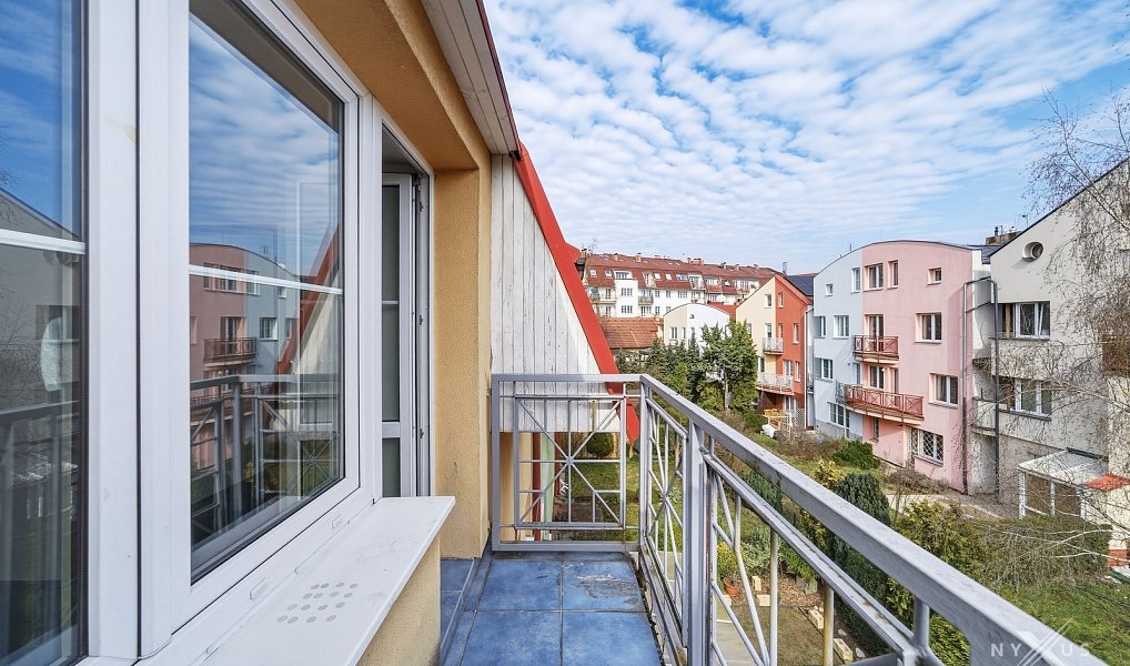 Prodej domu 245 m² s pozemkem 159 m², Praha – náhled fotky 31