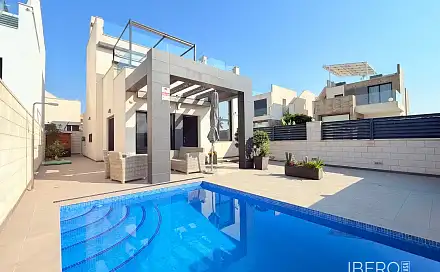 Prodej domu 106 m² s pozemkem 185 m², Ciudad Quesada, Španělsko