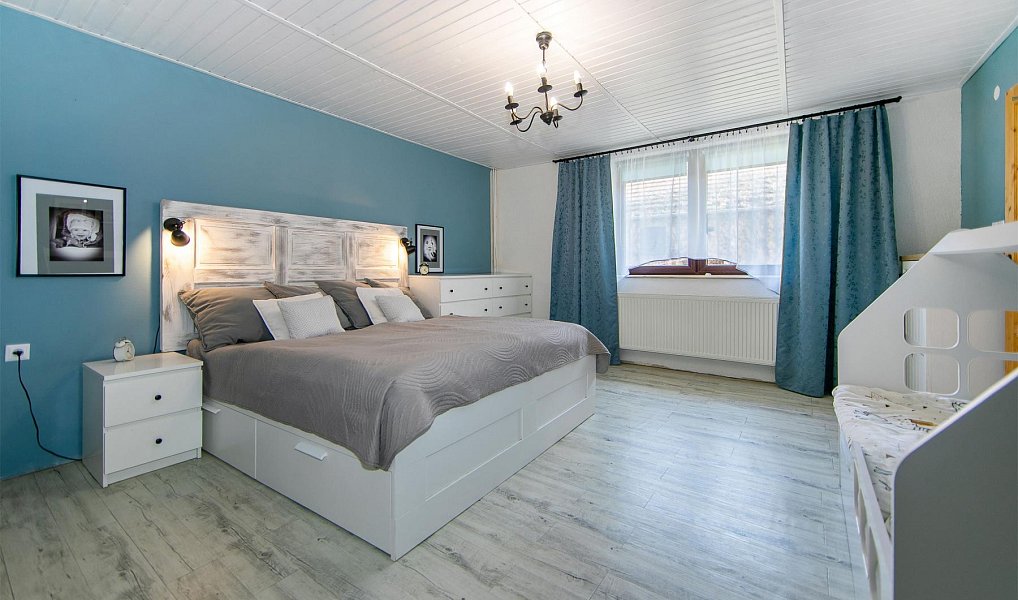 Prodej domu 208 m² s pozemkem 2 171 m², Lhotka u Radnic – náhled fotky 10