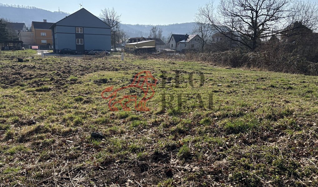 Prodej stavebního pozemku 1 100 m², Ludvíkovice – náhled fotky 3