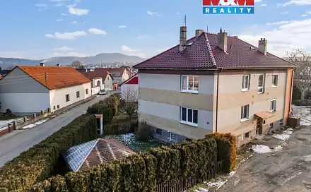 Prodej bytu 3+1 72 m², Na Hrázi, Trubín, okres Beroun