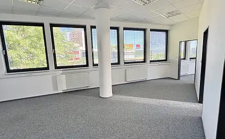 Pronájem kanceláře 72 m², tř. Budovatelů, Most