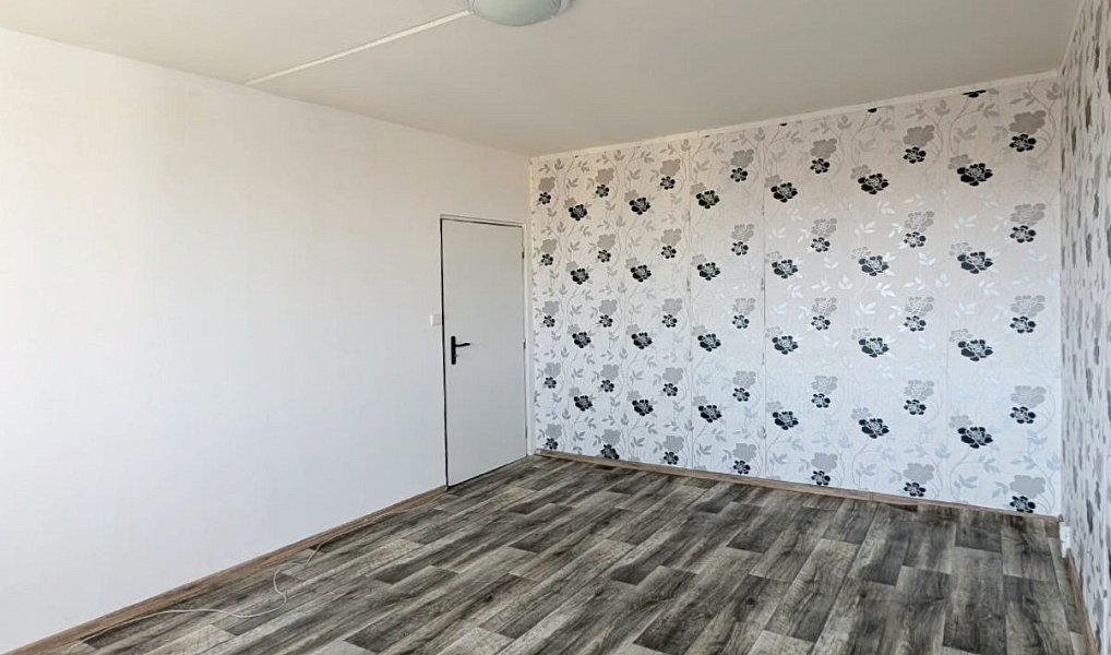 Pronájem bytu 2+1 51 m², Chomutov – náhled fotky 4