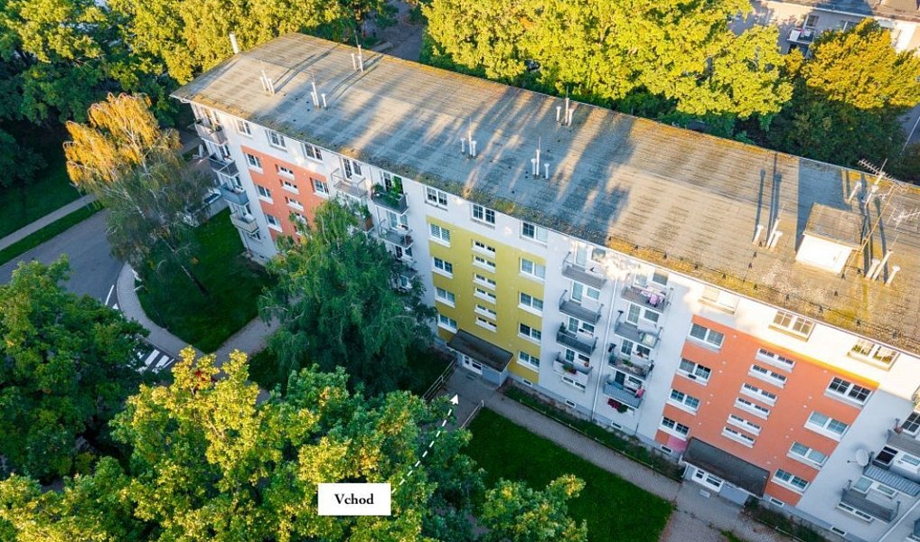 Prodej bytu 2+1 42 m², Milovice – náhled fotky 26