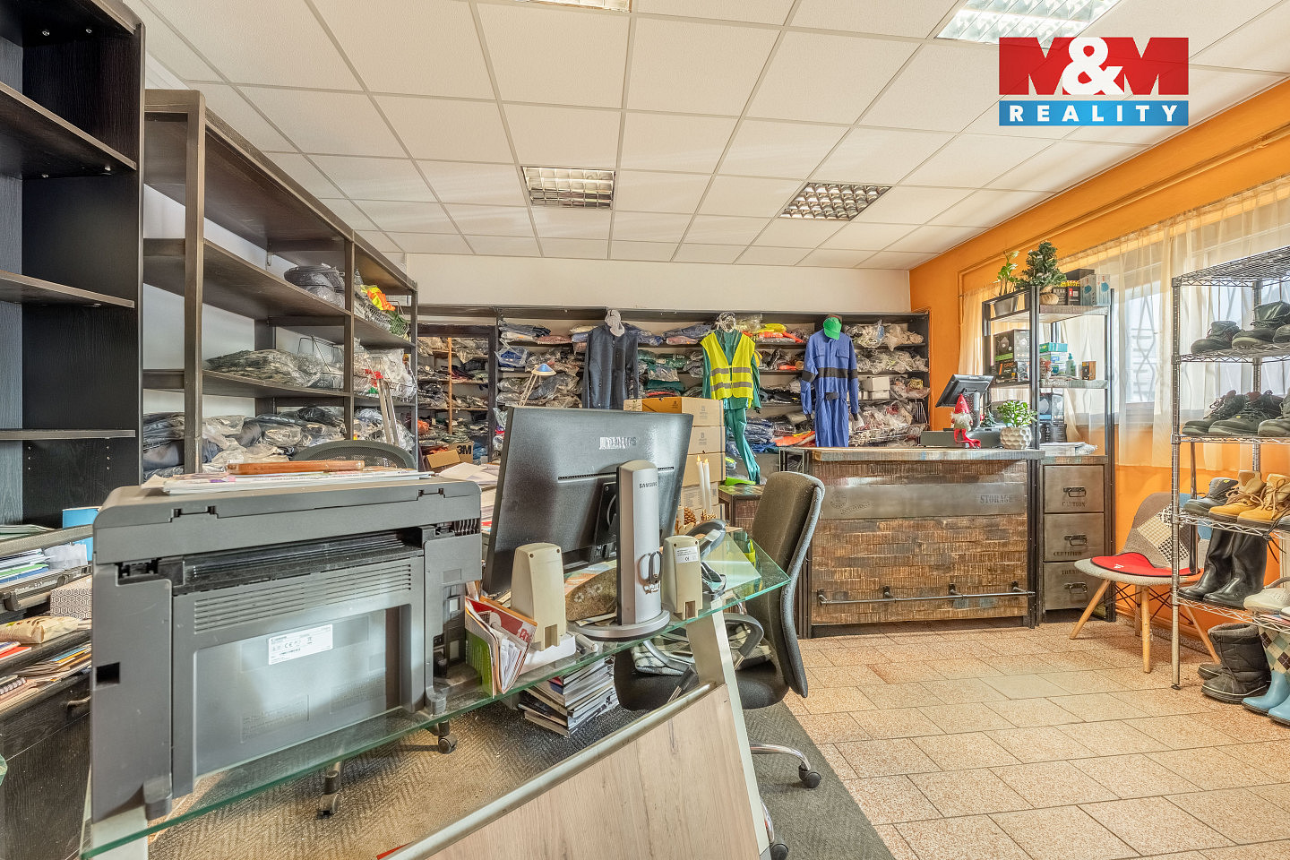 Prodej obchodních prostor 87 m² — photo 2
