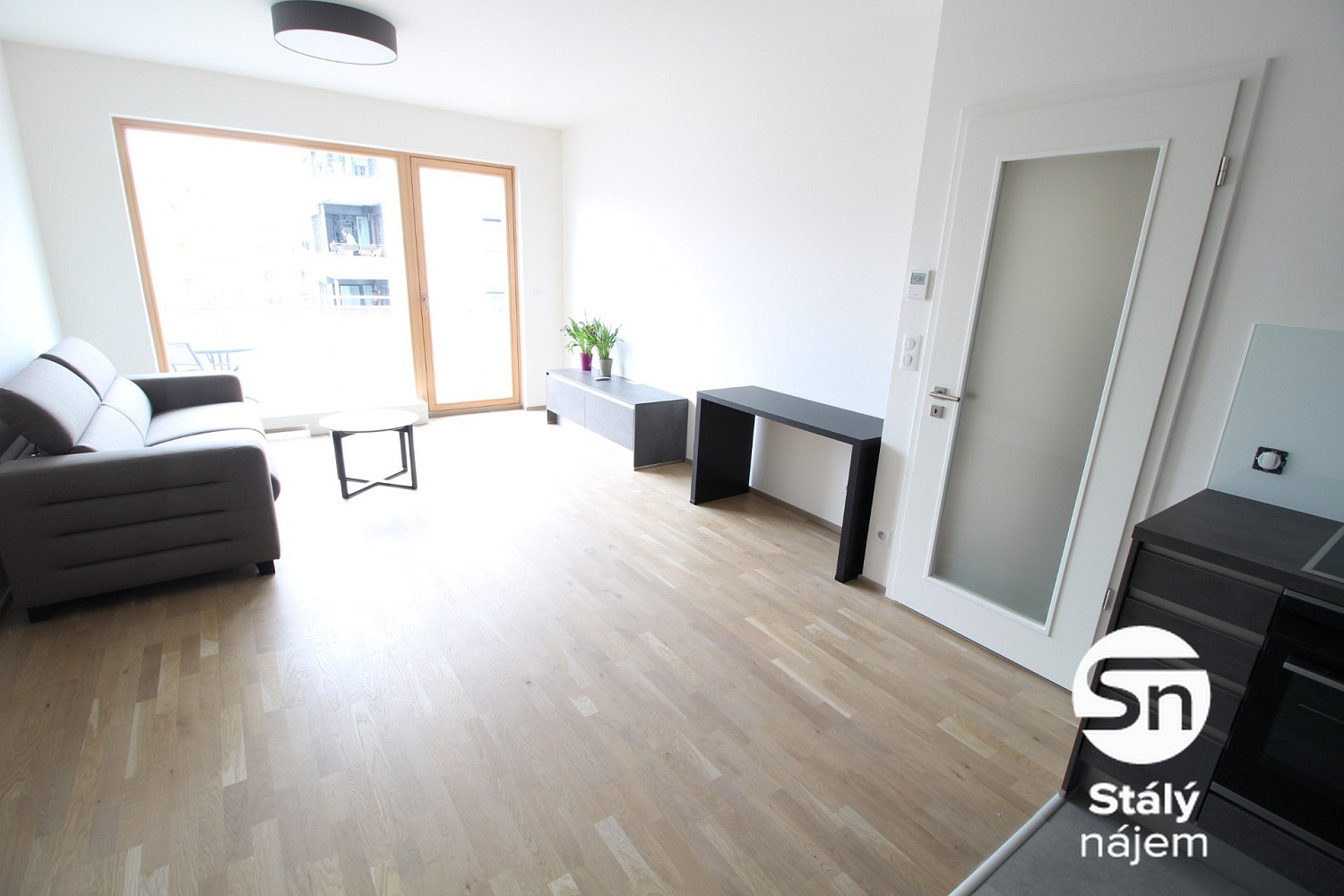 Pronájem bytu 2+kk 52 m² – pohled 3