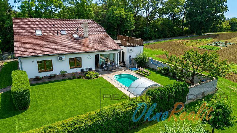 Prodej domu 259 m² s pozemkem 650 m²
