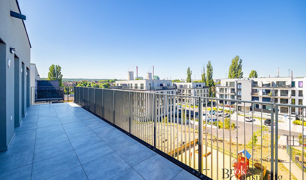 Prodej bytu 4+kk 87 m², Kladno – náhled fotky 3