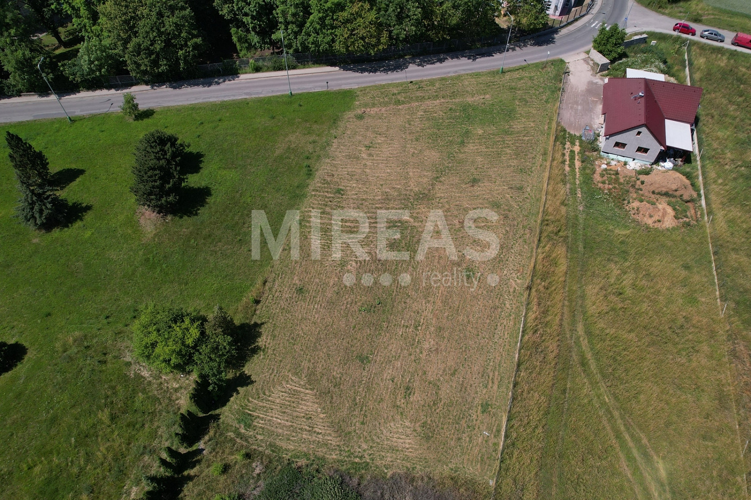 Prodej stavebního pozemku 1 097 m² — photo 2