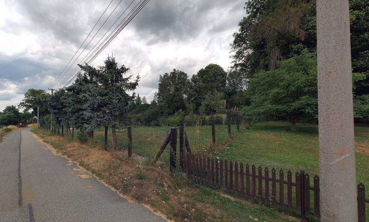 Prodej stavebního pozemku 1 190 m² – fotografie 2